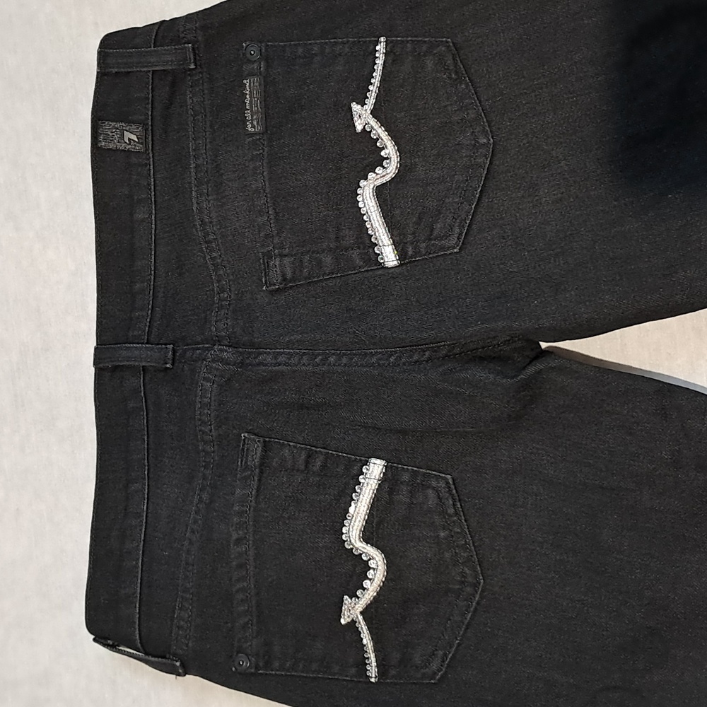 7 For All Mankind Roxanne jeans with Crystal back Pockets. Black. Size 26. - Picture 8 of 13